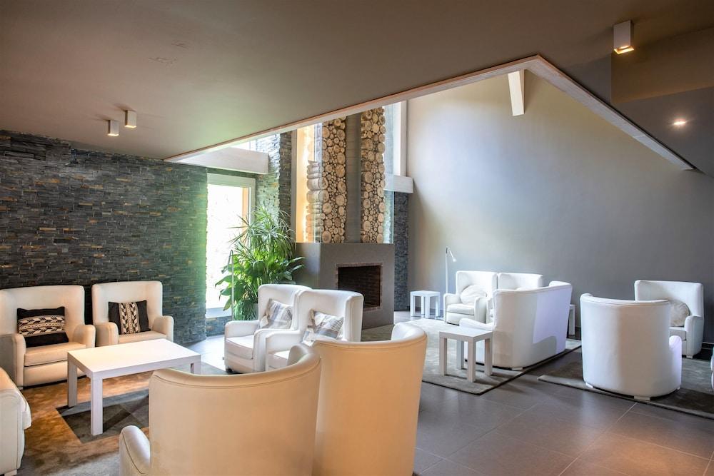 Xalet Bringue Hotel El Serrat Extérieur photo